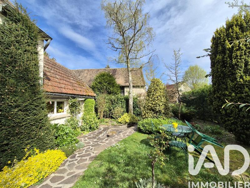 Maison - 180 m² - 7 pièces