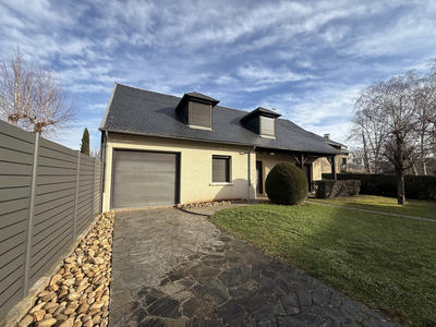 Maison - 135 m² - 8 pièces