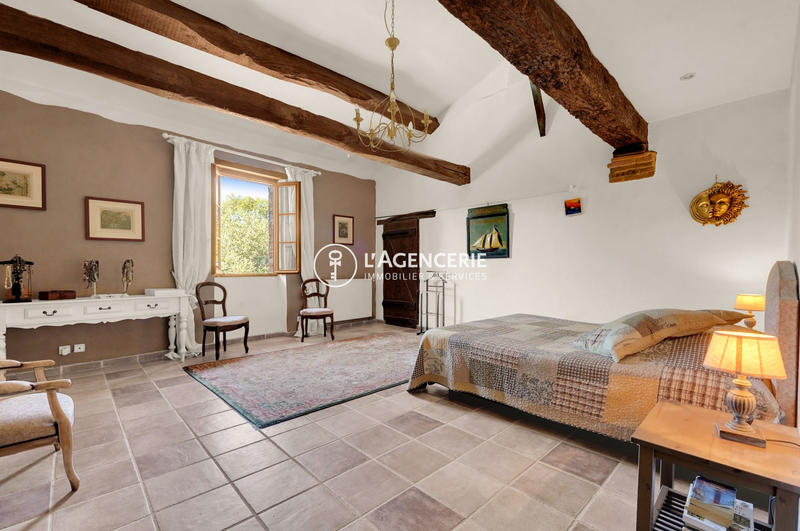 Ferme - 455 m² - 9 pièces