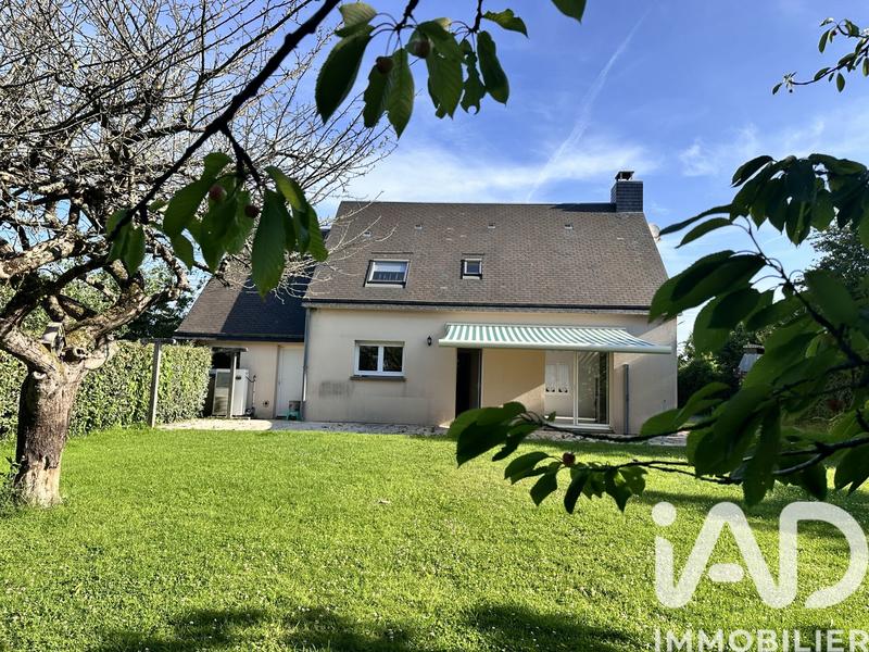 Maison - 104 m² - 5 pièces