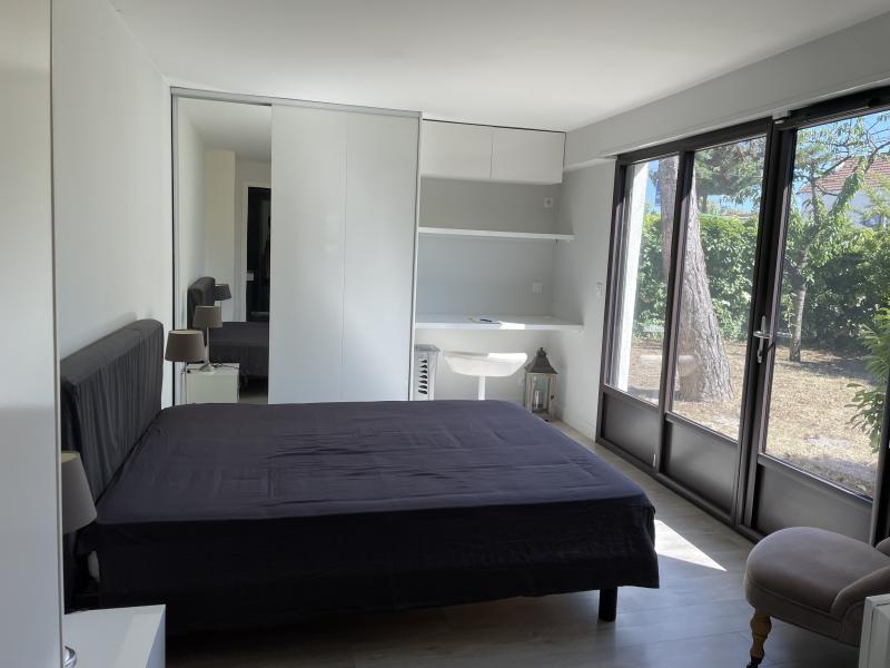 Maison - 180 m² - 8 pièces