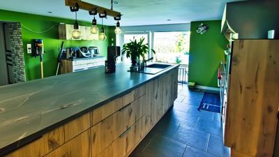 Maison - 209 m² - 9 pièces