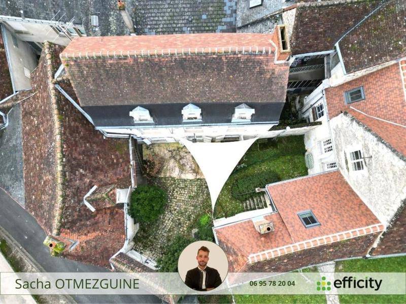 Maison - 137 m² - 5 pièces