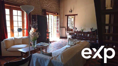 Maison - 177 m² - 8 pièces