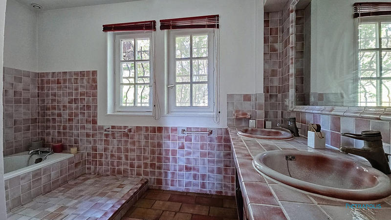 Maison - 139 m² - 5 pièces