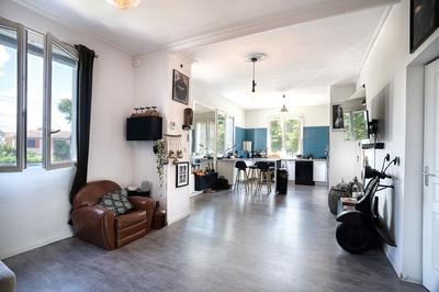 Maison - 92 m² - 5 pièces