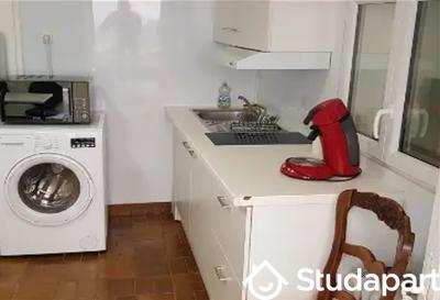 Chambre - 12 m² - 1 pièce