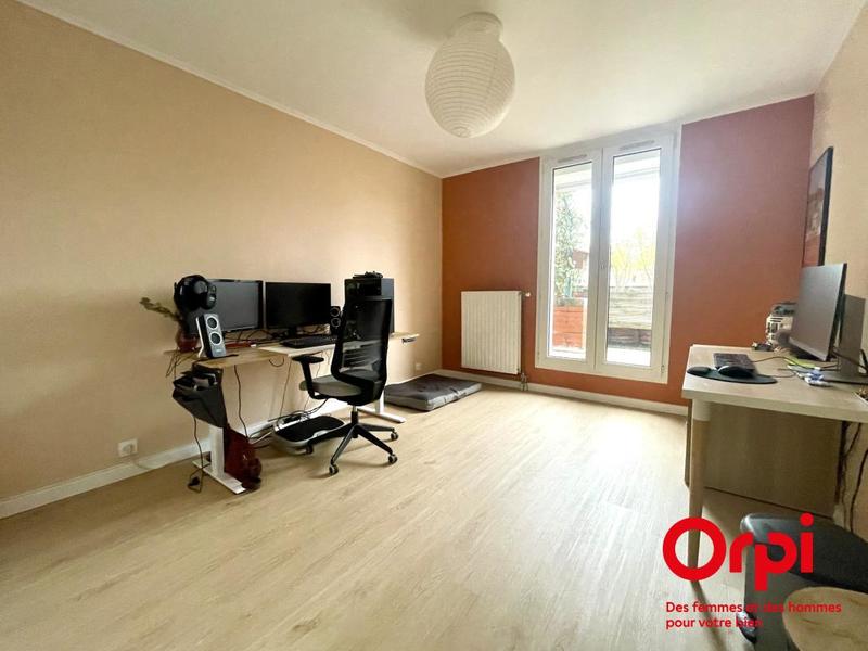 Appartement - 83 m² - 4 pièces