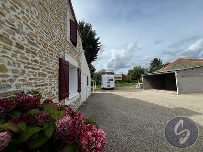 Maison ancienne - 168 m² - 7 pièces