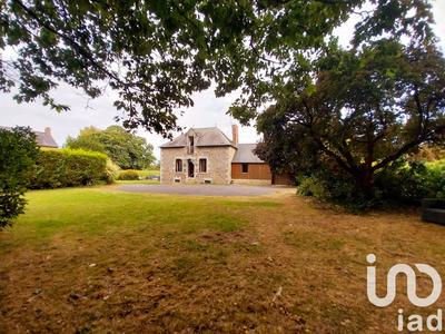 Maison - 95 m² - 5 pièces