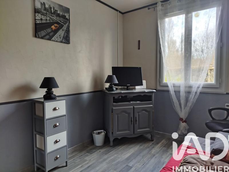 Maison - 80 m² - 5 pièces