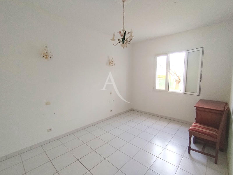 Maison - 142 m² - 3 pièces