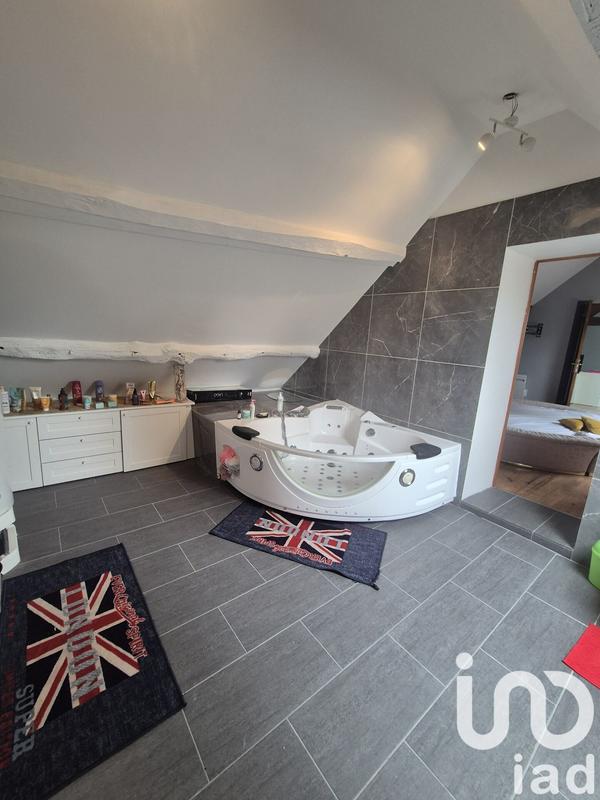 Maison - 292 m² - 10 pièces