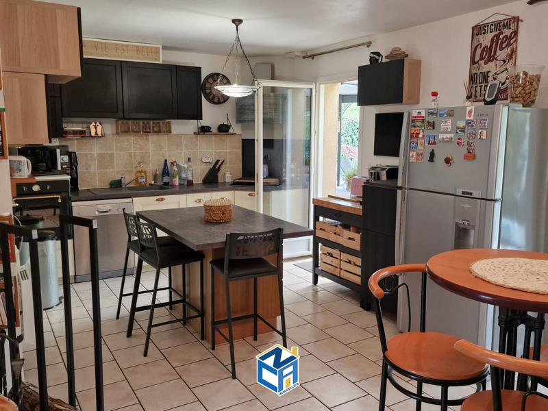 Maison - 120 m² - 5 pièces