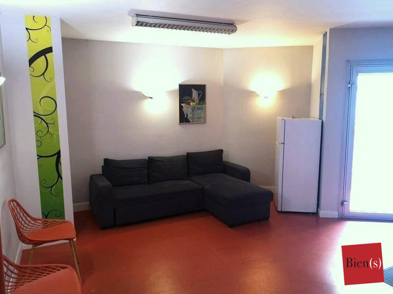 Local d'activités - 85 m² - 3 pièces