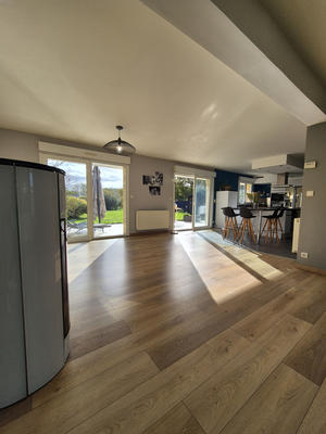 Maison - 140 m² - 6 pièces