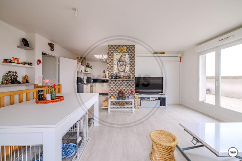 Appartement - 80 m² - 4 pièces