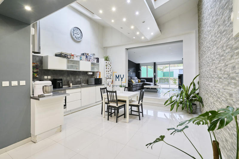 Maison ancienne - 120 m² - 5 pièces