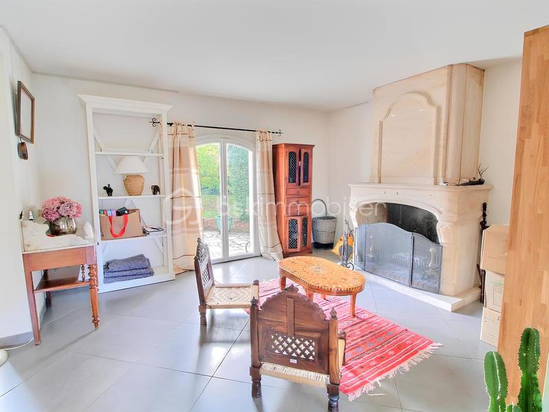 Demeure - 250 m² - 7 pièces