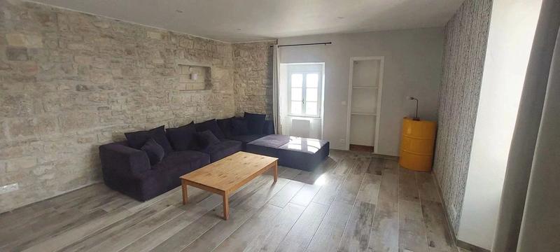 Maison traditionnelle - 90 m² - 5 pièces