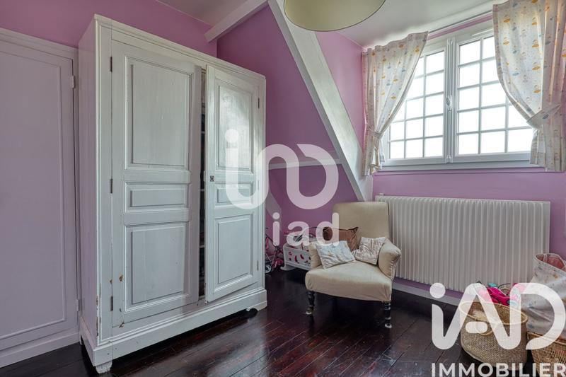 Maison - 232 m² - 7 pièces