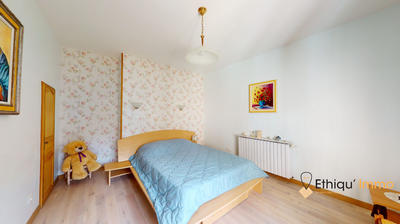 Maison - 287 m² - 8 pièces