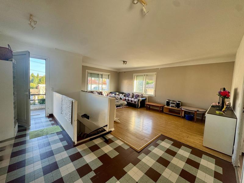 Maison - 165 m² - 8 pièces