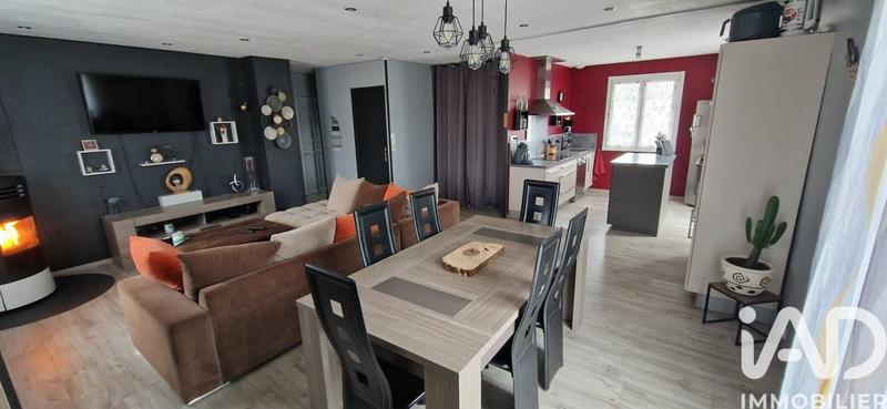 Maison - 96 m² - 4 pièces
