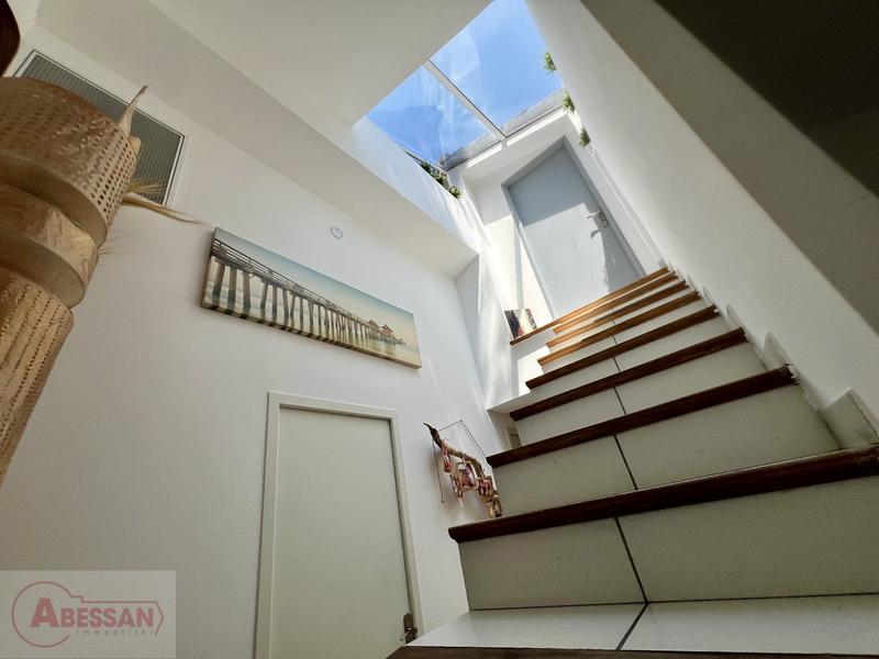 Maison de ville - 174 m² - 5 pièces