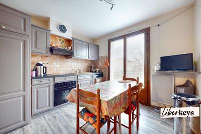 Maison - 137 m² - 4 pièces