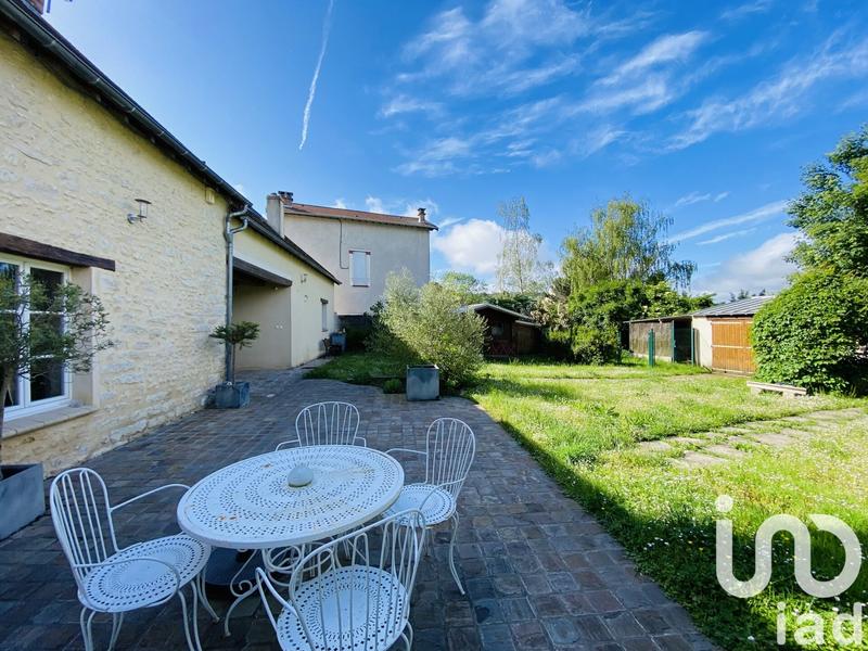 Maison - 180 m² - 6 pièces