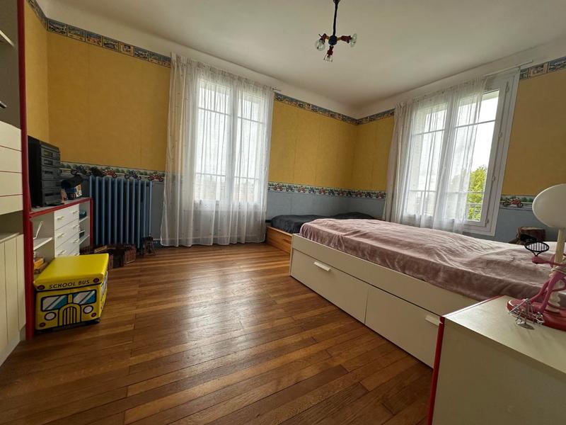 Maison - 170 m² - 7 pièces