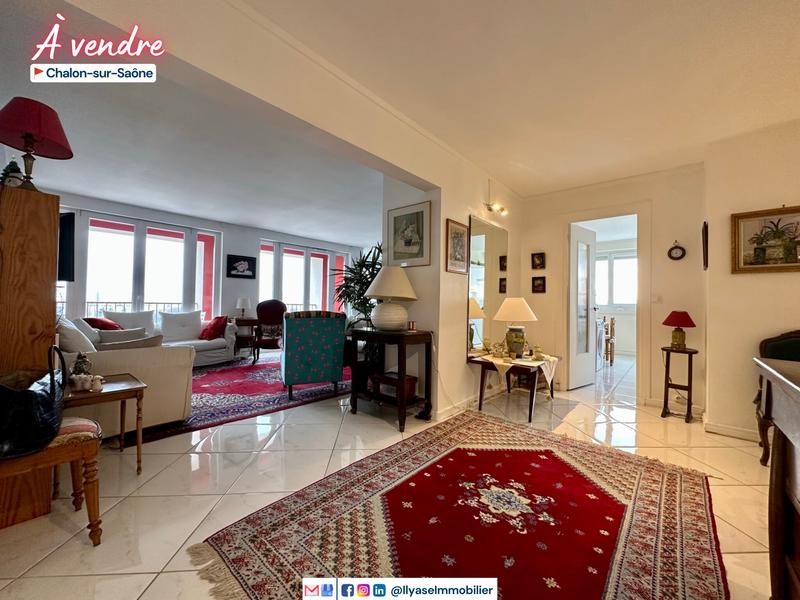 Appartement - 130 m² - 4 pièces