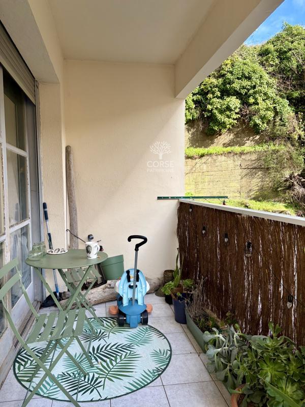 Appartement - 85 m² - 4 pièces