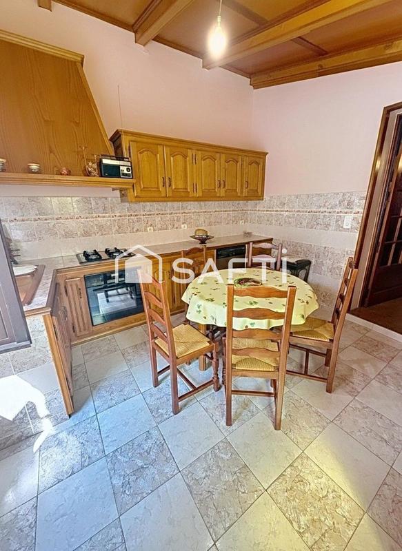 Maison de village - 111 m² - 5 pièces