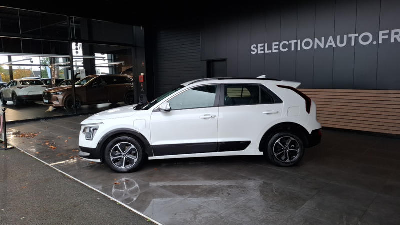 Kia Niro 1.6 Gdi Phev Active Business Dct6 My22