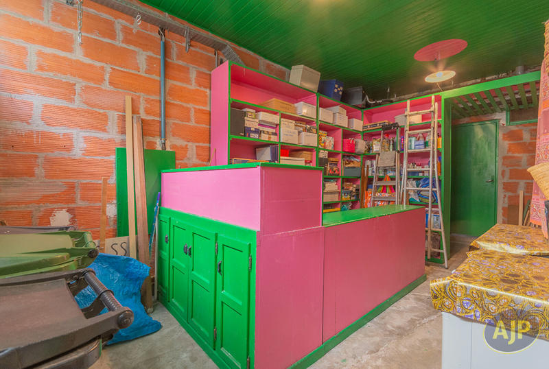 Maison - 210 m² - 8 pièces