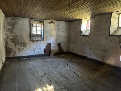 Propriété - 105 m² - 8 pièces