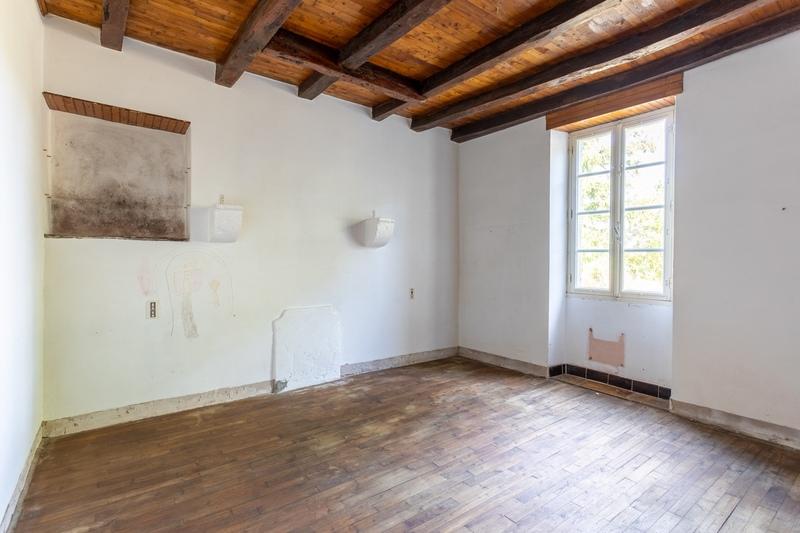 Maison de village - 94 m² - 4 pièces