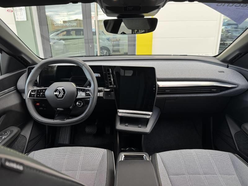 Renault Mégane E-Tech 220 ch autonomie confort Gsr2 Techno