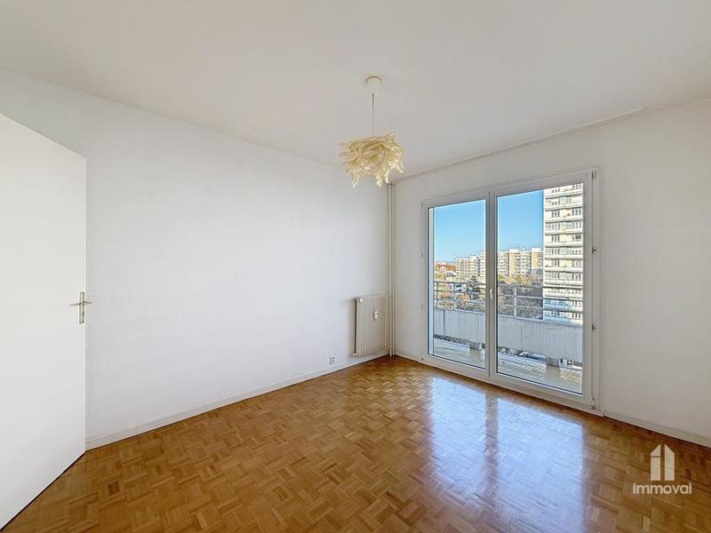 Appartement - 93 m² - 4 pièces