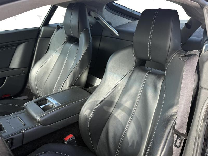 Aston Martin Vantage V8 4.7 420ch