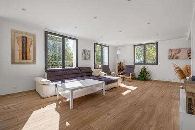 Maison - 170 m² - 5 pièces