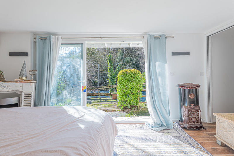 Maison - 189 m² - 7 pièces