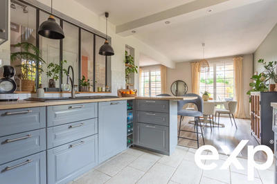 Maison - 104 m² - 5 pièces