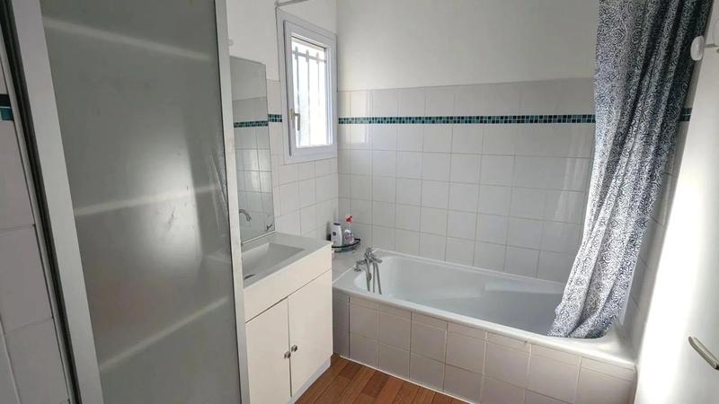 Villa - 82 m² - 4 pièces