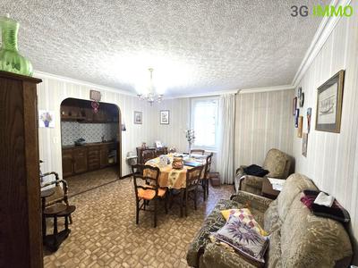 Maison - 80 m² - 4 pièces