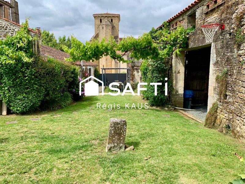 Maison - 296 m² - 12 pièces