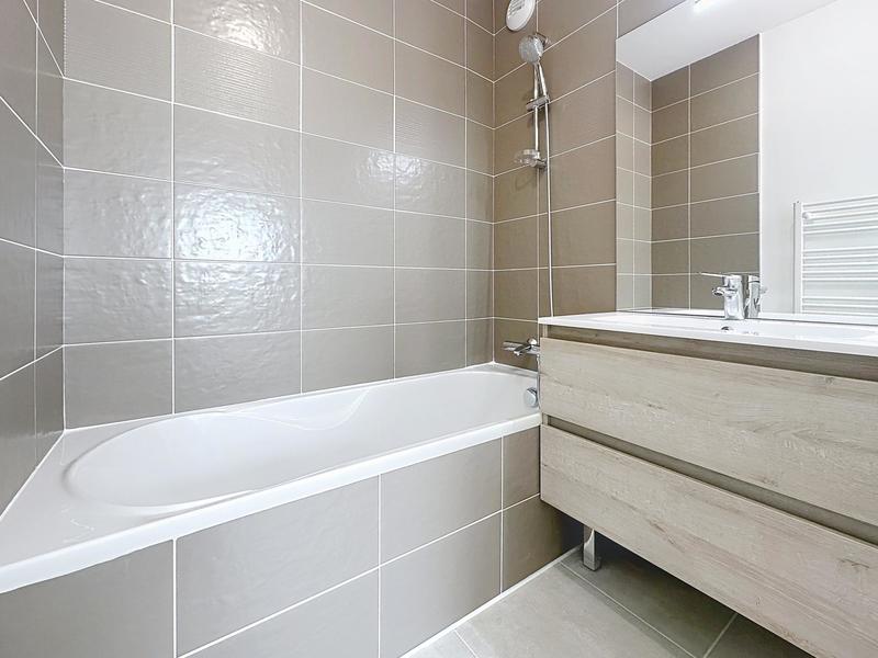 Appartement - 92 m² - 4 pièces