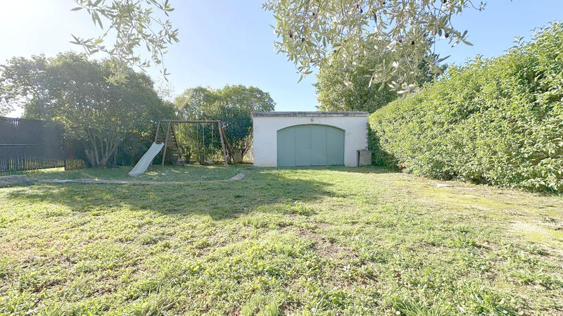 Maison - 260 m² - 10 pièces